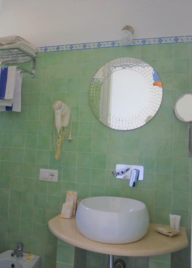 Hotel Guarracino Капри Екстериор снимка